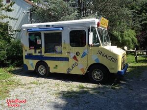 Vintage 1977 International Ice Cream Truck