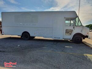 2011 Ford Workhorse Mobile Kitchen Food Truck Condition