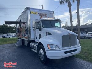Super Clean 2014 Kenworth Semi Wood-Fired Pizza Truck with Low Miles
