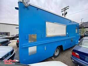 Low Mileage - Chevrolet P30 Food Truck with Pro-Fire Suppression