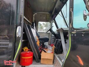 Oshkosh Diesel 22' Step Van Kitchen Food Truck with Fire Suppression System