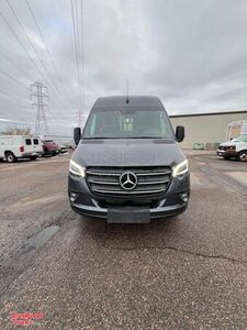 LOW MILES LIKE NEW - 2020 23' Mercedes Benz Sprinter 4500 Food Truck / Catering Van