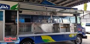 Ready to Cook and Serve 2001 Workhorse All-Purpose Food Truck