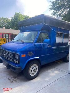 Chevy Van 30 Street Food Vending Truck / Used Mobile Concession Unit