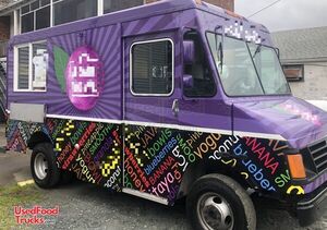 Well Maintained - 2004 11' Workhorse  P42 All-Purpose Food Truck
