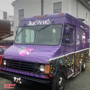 Well Maintained - 2004 11' Workhorse  P42 All-Purpose Food Truck