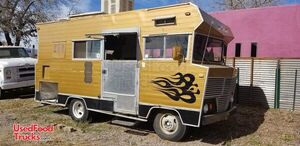 Vintage 1972 model Winnebago Food Truck