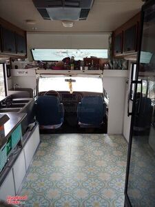 Restored Ford Econoline E350 Food Truck with Bathroom