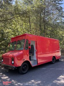 Chevrolet P30 Basic Concession Truck with New and Unused 2020 Interior