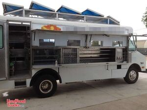 Texas GMC P30 Mobile Kitchen Food Truck