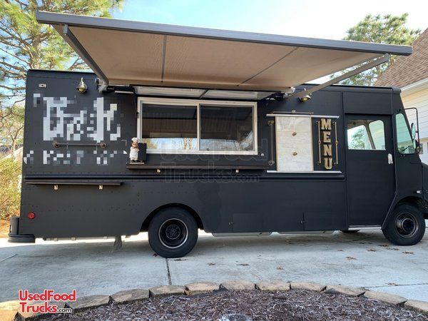 Lightly Used 23' Chevrolet Grumman Olson P30 Food Truck/Kitchen on Wheels