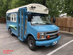 2000 22' Chevrolet Express 3500 Short Bus Food Truck- Low Miles