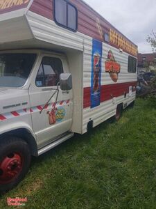 24' Ford Econoline 350 Food Truck with Bathroom / Used Mobile Kitchen