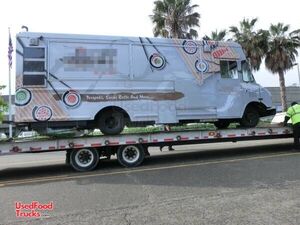 Chevy P30 Food Truck with Brand New Kitchen