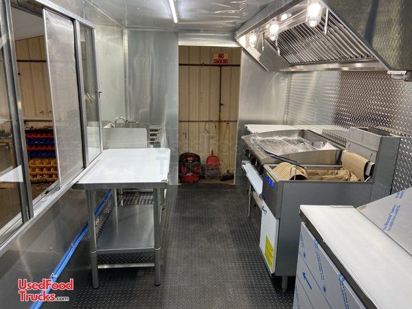 14' Grumman Olson Gourmet Step Van Food Truck w/ Custom-Built Kitchen