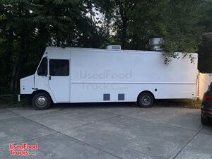 Well Equipped -  2011 Ford F59 All-Purpose Food Truck