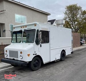 Well Equipped - 2003 23' WorkHorse All-Purpose Food Truck