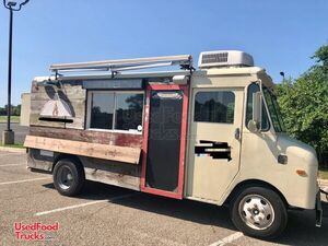 Turnkey International Mobile Wood Fired Pizza Truck