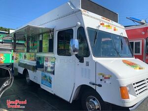 2002 Workhorse 16' Kitchen Food Truck with Pro Fire Suppression System