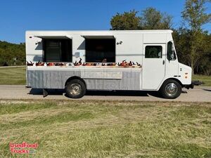 GMC Grumman Olson P-30 Step Van Mobile Kitchen Food Truck