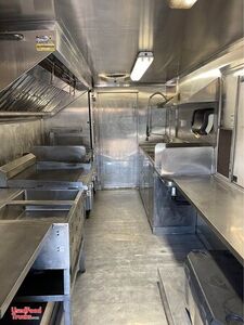2000 26' Freightliner MT-55 Cummins Diesel Step Van Kitchen Food Truck