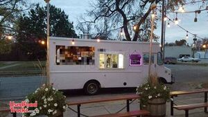 23' GMC Grumman Olson Used Mobile Kitchen Street Food Truck Shape