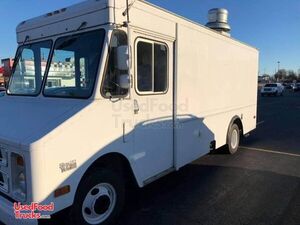 Well Equipped - 24' Chevrolet P30 All-Purpose Food Truck | Mobile Food Unit