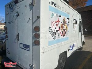 Ready to Customize - Utilimaster Aeromate All-Purpose Food Truck