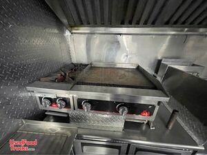 2000 Freightliner Diesel Kitchen Food Truck with Pro Fire Suppression System