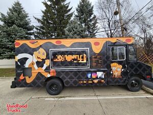16' Chevrolet P30 Food Truck | Mobile Street Vending Unit