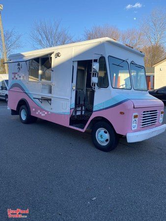 Used 14' Chevrolet Step Van Bakery Food Truck / Mobile Food Unit