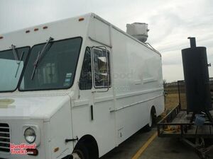 Chevy Food Catering Truck / Mobile Kitchen