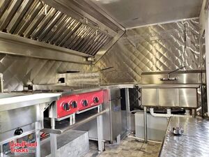 Turnkey GMC Step Van Kitchen Food Truck / Used Mobile Kitchen