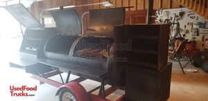 2016 12' Open BBQ Pit Smoker Trailer / Used BBQ Tailgating Trailer