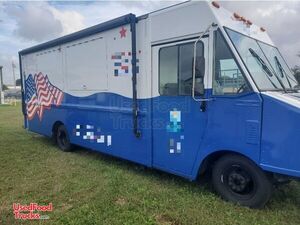 2003 26' GMC Workhorse Step Van Commercial Mobile Kitchen Food Truck