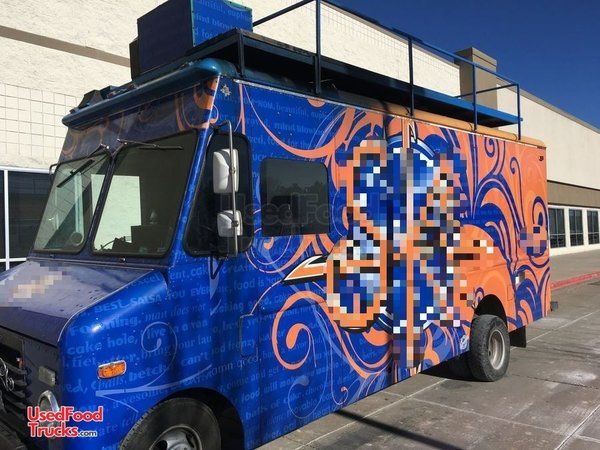 Head-Turner Ford Diesel Step Van Kitchen Food Truck/Mobile Kitchen