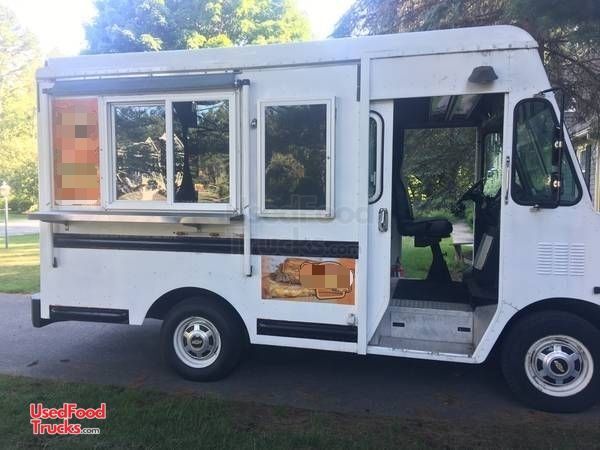 Meticulously Maintained Turnkey 18' Grumman Food Truck/Kitchen on Wheels