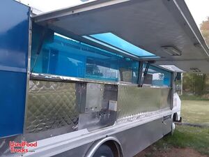 Clean 22' Food Truck / Mobile Kitchen with Ansul Pro Fire Suppression