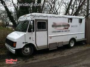 2002 - 24' x 8' x 7'&nbsp;Mobile Kitchen Food Vending Truck