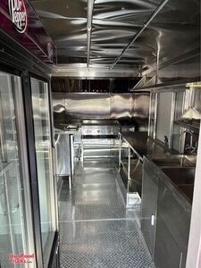 2003 Freightliner Step Van Food Truck | Commercial Kitchen Unit