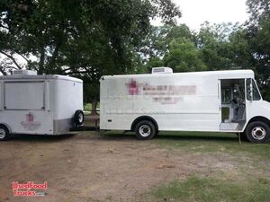 1986 - Chevrolet P30 Food Truck with 2003 Concession Trailer