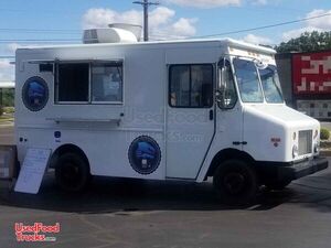Ready to Go 2004 Freightliner Step Van Food Truck with Lightly Used Kitchen