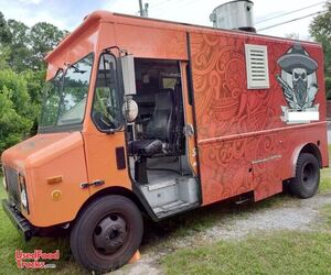 2000 Workhorse P32 All-Purpose Food Truck | Mobile Food Unit