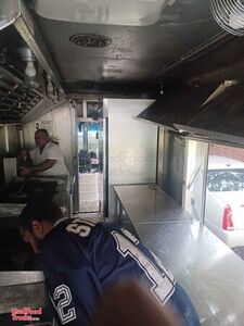 2007 Ford Step Van Kitchen Food Truck with Fire Suppression System