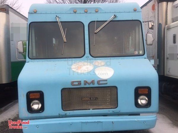 18' Diesel GMC Step Van Aluminum Kitchen Food Truck / Mobile Kitchen.