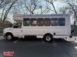 LOW MILES. 2017 - 23' Ford E-450  Soft Serve Ice Cream Truck Mobile Vending Unit