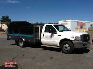 2005 - Ford F-350 Lunch Truck