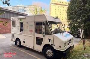 2006 Freightliner MT45 Ice Cream/Shaved Ice Concession Truck