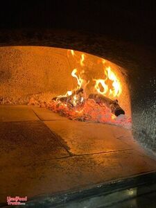 2009 6' x 9' Breadstone Wood-Fired Brick Oven Pizza Trailer / Pizzeria on Wheels