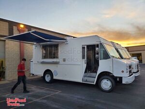 Fully Equipped - 2000 Freightliner MT45 All-Purpose Food Truck w/ New Kitchen Buildout